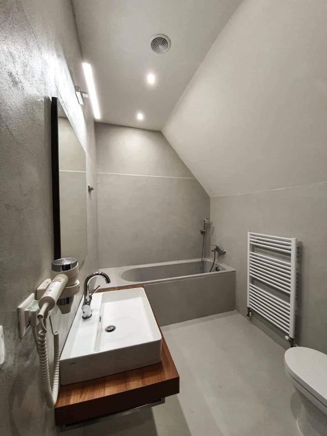 Il Galeone Hotel Stupava Luaran gambar